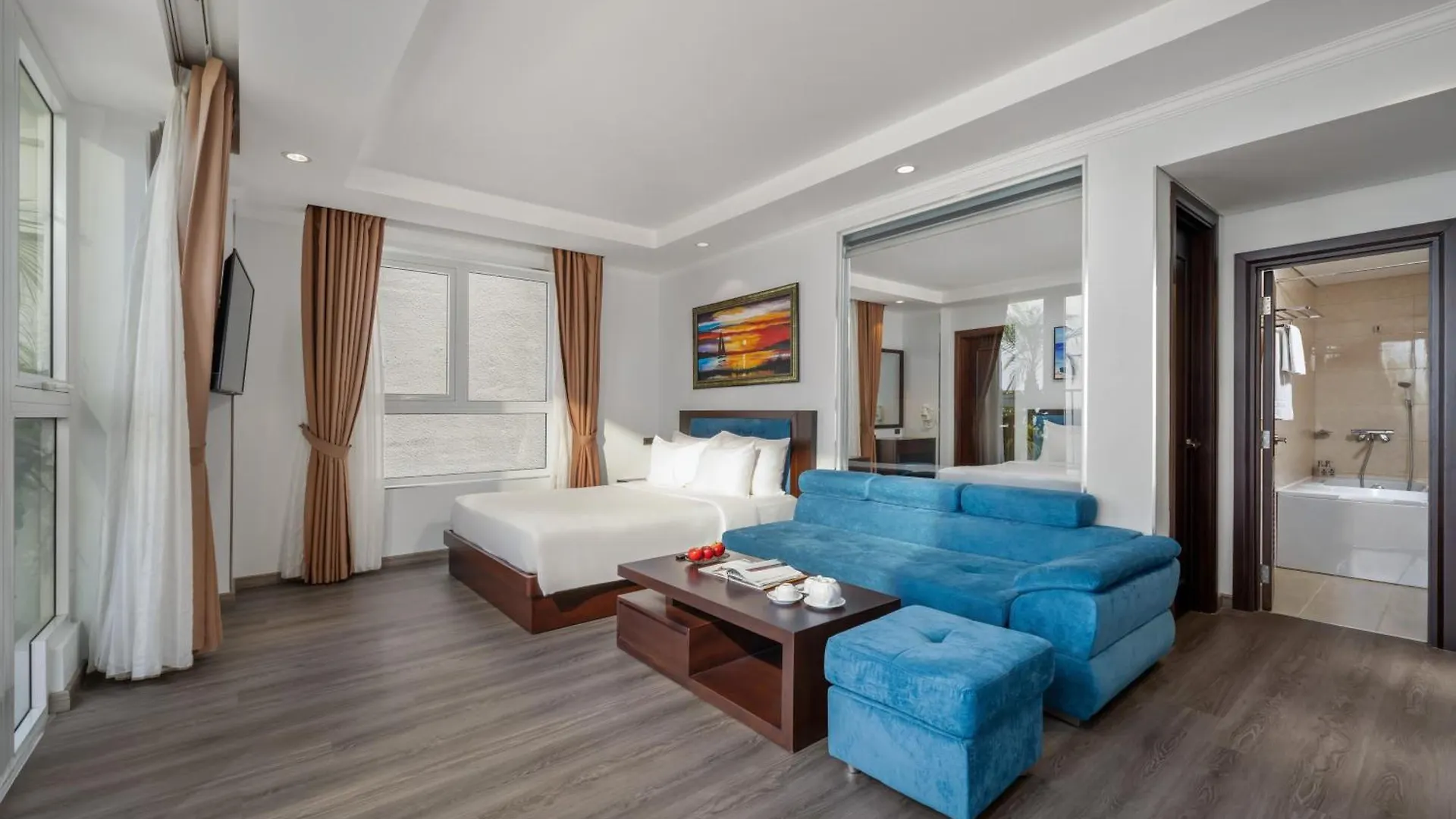 Bluesun Danang Beach Hotel 4*, Da Nang Vietnam