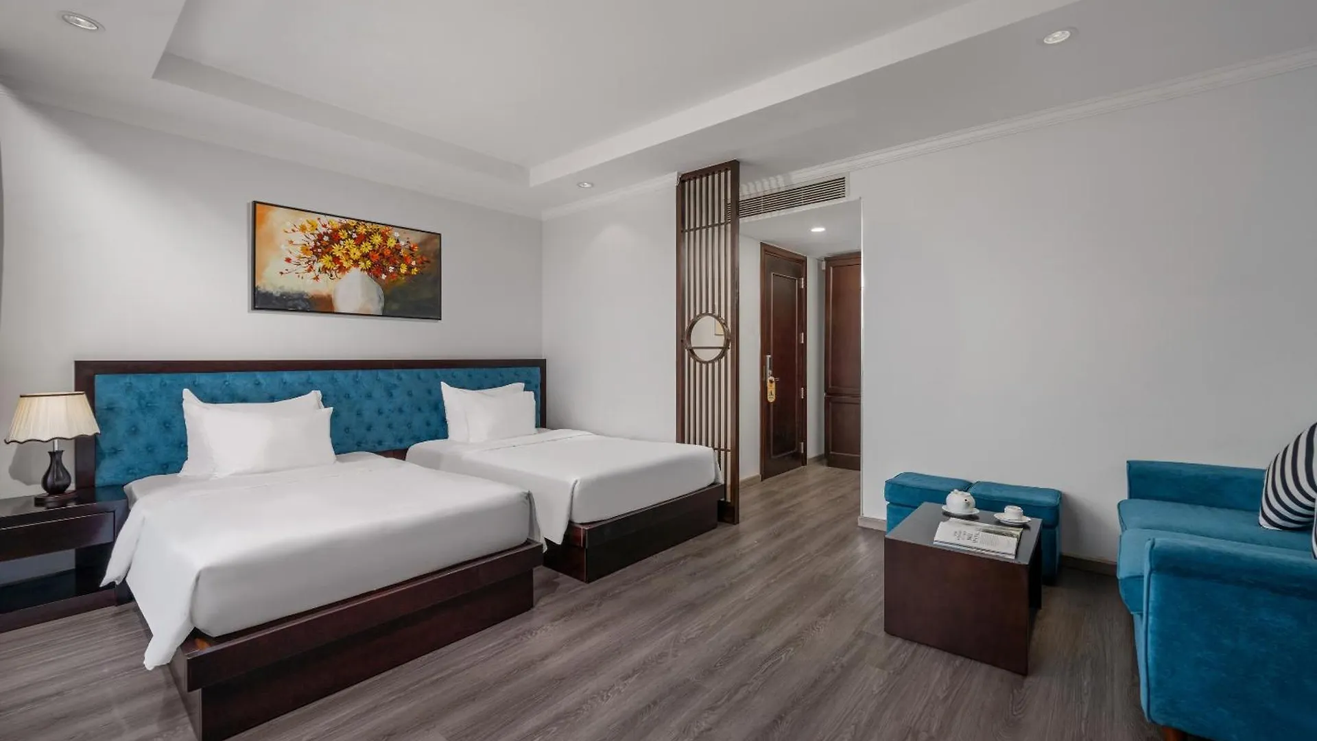 Bluesun Danang Beach Hotel 4*, Дананг
