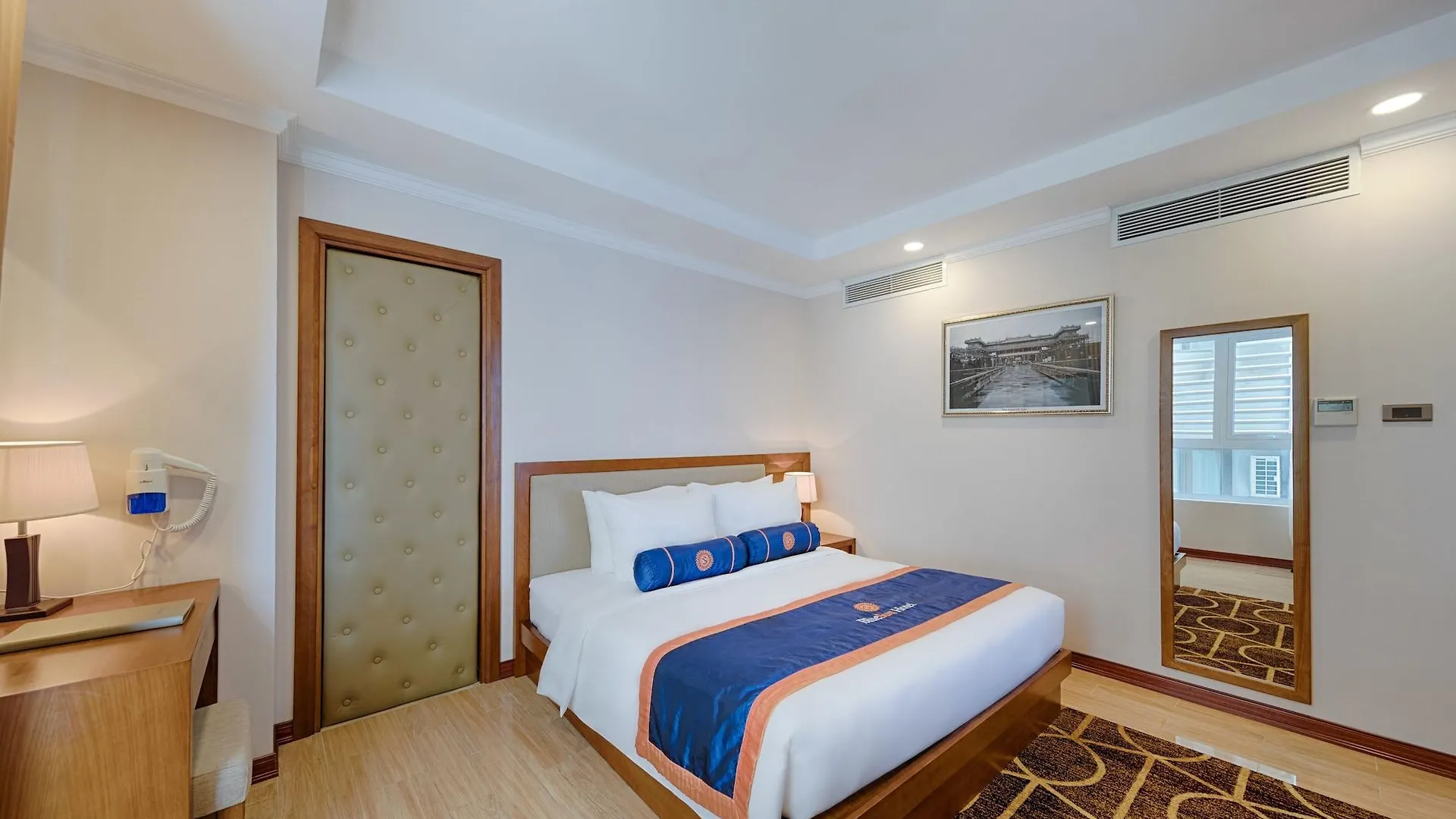 Bluesun Danang Beach Hotel 4*, Da Nang Vietnam